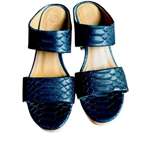 Coclico Redhook Platform Clog Sandals - Picture 6 of 10